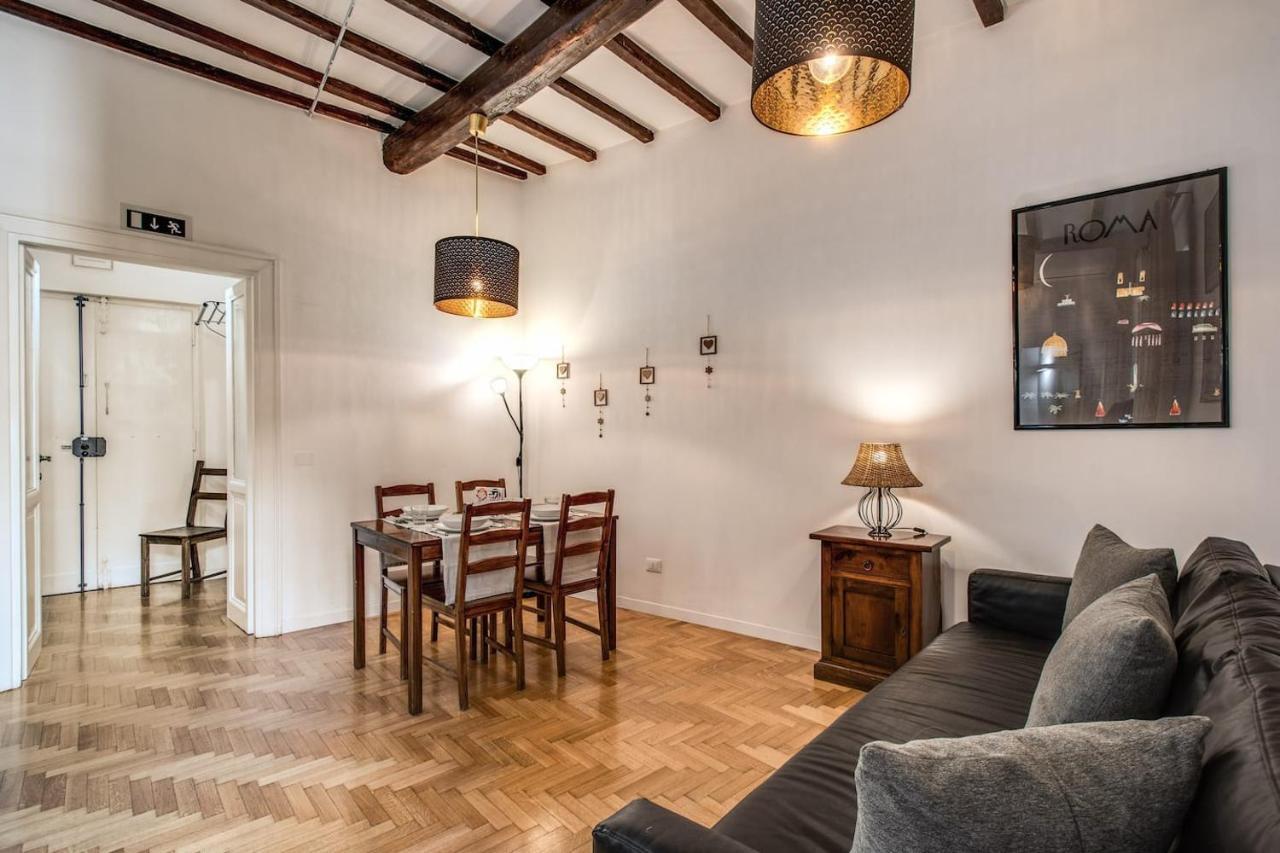 Апартаменты Casa Magiuli' Navona Рим Экстерьер фото